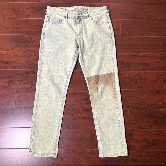 ANTHROPOLOGIE Pilcro Midrise Slim Boyfriend Spray Paint Destroyed Size 30 - Picture 4 of 16